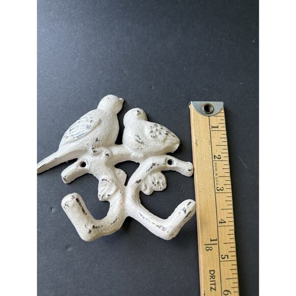 Vintage Bird Coat Hanger Hook Cast Iron Rustic Beige Cottagecore Farmhouse - Picture 2 of 5